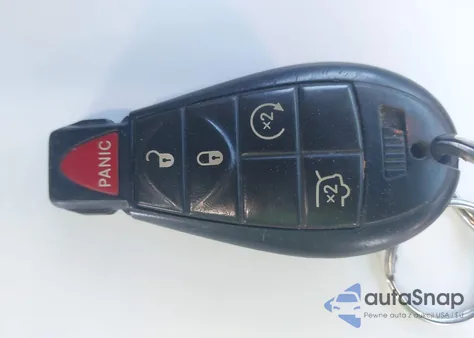 2010 Jeep Grand Cherokee Laredo z USA, uszkodzony, nr VIN 1J4PR4GK4AC133647